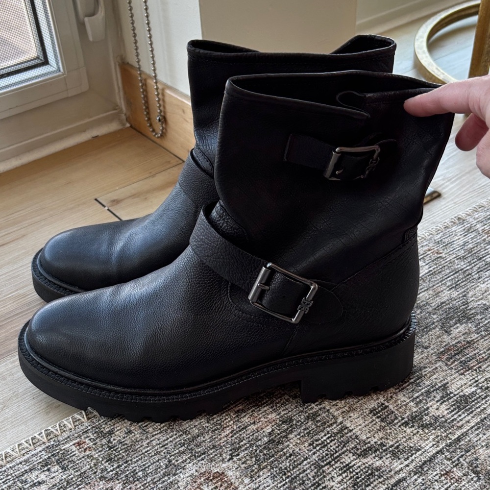 NEW never worn Sam Edelman leather motorcycle boot